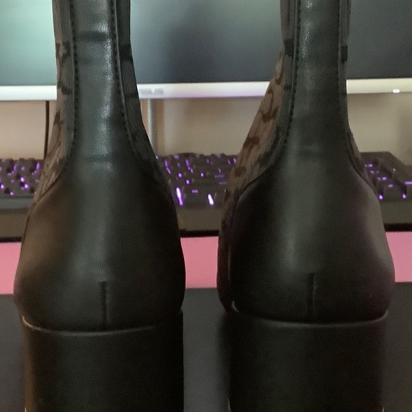 Coach booties gray and black size 7.5 - Picture 2 of 5